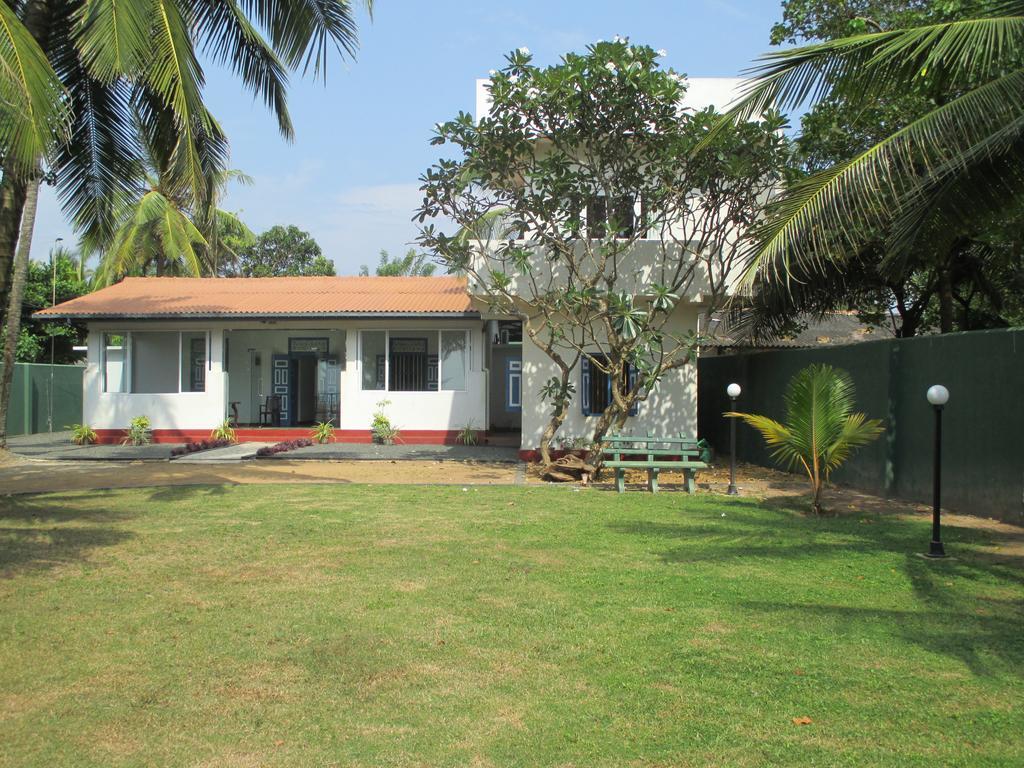 Villa Whispering Shells Калутара Экстерьер фото